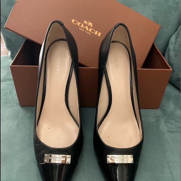 Coach Pumps - Picture 2 of 4
